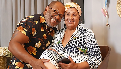 72 Years old bbw mature deep fist fucked