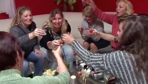 Mature sex party 2