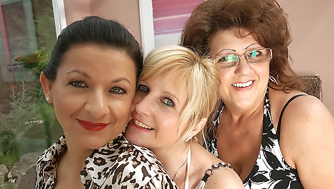 Three Mature Lesbians Have Some Serious Fun - MatureNL